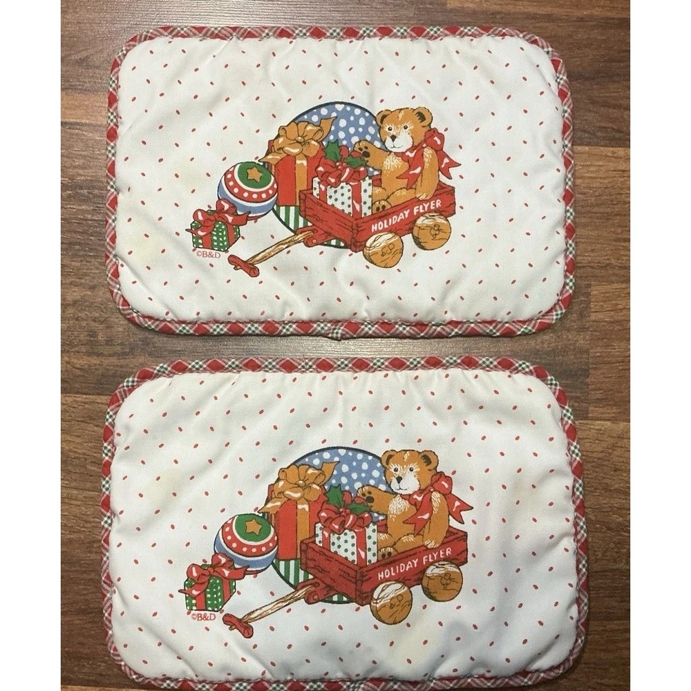 Vtg B&D HOLIDAY FLYER Pair Of Quilted Pot Holders/Hot Pads Retro Kitchen Decor*